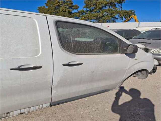 Puerta Delantera Derecha Peugeot Expert 1.6 PRO STANDARD [1.6 LTR. - 70 KW BLUE-HDI FAP]