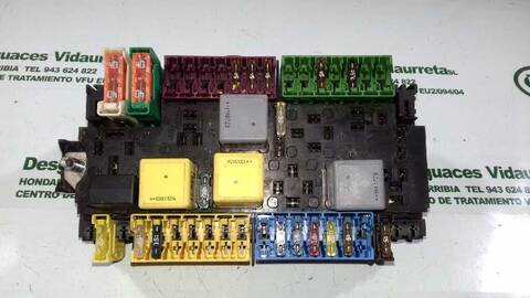 Caja Reles Fusibles Mercedes Clase V 200 136CV 100KW