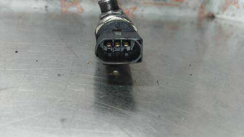 Foto 4ª: Rampa Inyectora Bmw Serie 7 720 740D 306CV 225KW [N57SD30B] (2010)