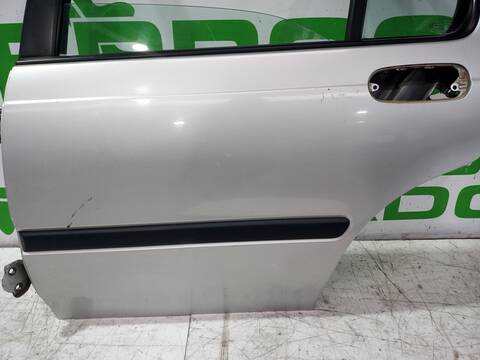 Foto 3ª: Puerta Trasera Izquierda Honda Civic 1.5 BERLINA 114CV 84KW [D15Z8] (2000)