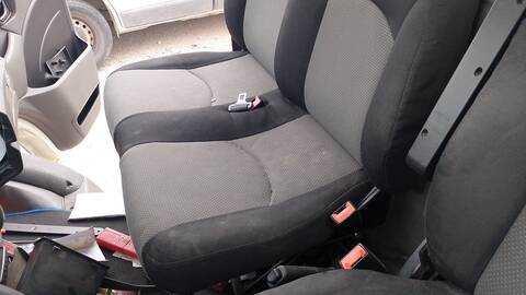 Asiento Delantero Derecho Iveco Daily EINZELKABINE 35 C... RADSTAND 3000 126CV 93KW