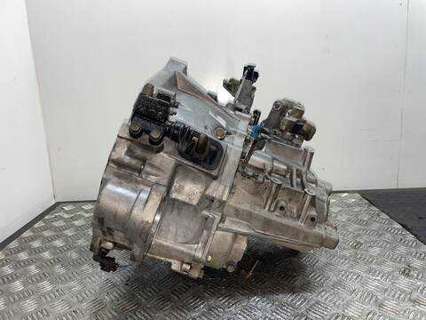 Caja Cambios Nissan X-Trail YD22 T30)