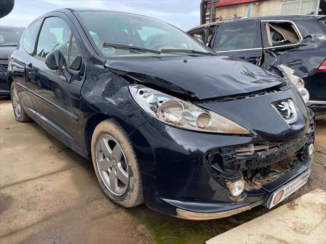 Foto 2ª: LLanta Aleacion Peugeot 207 1.4 HDI 68cv [8HZ] (2009)