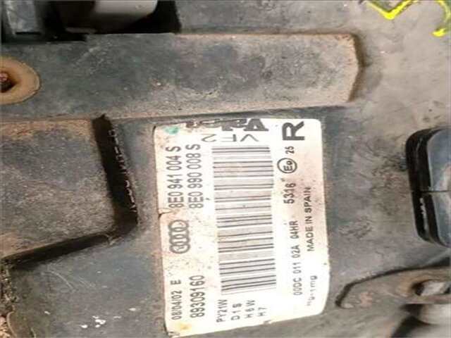 Foto 3ª: Faro Derecho Audi A4 1.9 TDI (96 KW) [1.9 LTR. - 96 KW TDI] [AWX]