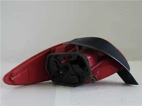 Foto 2ª: Piloto Trasero Derecho Peugeot 206 1.4 HDI ECO 70 68CV 50KW [8HX (DV4TD)] (2002)