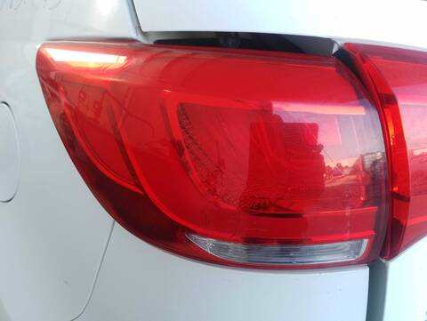 Foto 2ª: Piloto Trasero Izquierdo Kia Sportage BUSINESS 2WD 116CV 85KW [D4FD] (2015)