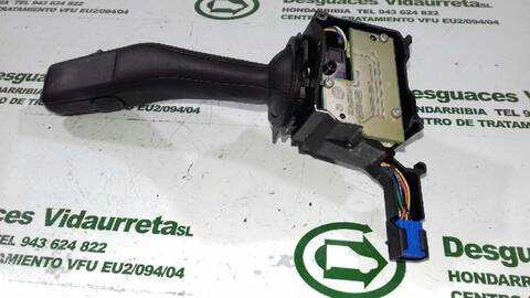 Foto 2ª: Mando Multifuncion Audi A3 2.0 FSI AMBITION 150CV 110KW [AXW] (2003)