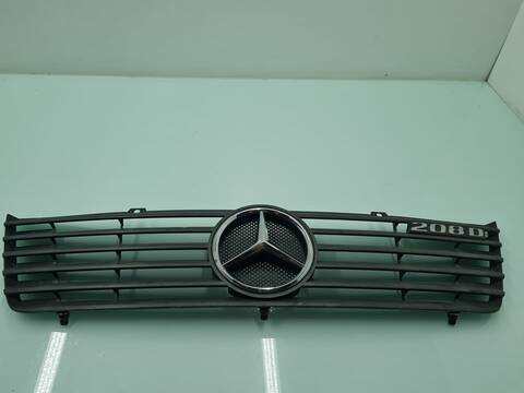 Foto 1ª: Rejilla Delantera Mercedes Sprinter 208 D 901.3/902.361-362) 79CV 58KW [601943T] (1995)