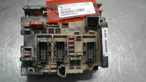 Foto 2ª: Caja Reles Fusibles Citroen Xsara 2.0 HDI 66KW PREMIER BERLINA 90CV [RHY] (2002)