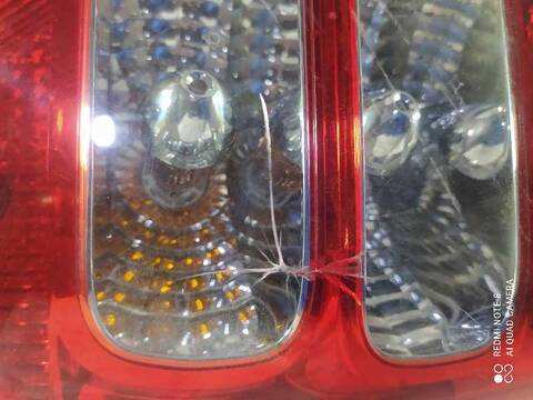 Foto 2ª: Piloto Trasero Izquierdo Hyundai Terracan 2.9 CRDI GL 163CV 120KW [J3] (2004)