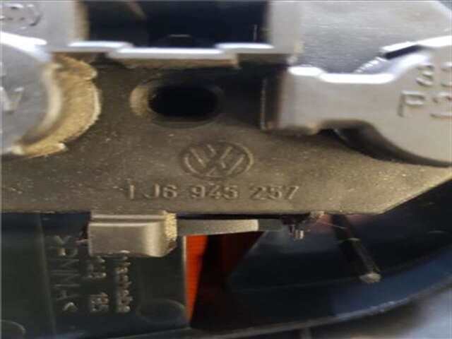 Foto 3ª: Piloto Trasero Izquierdo Volkswagen Golf 1.8 T [AUM]