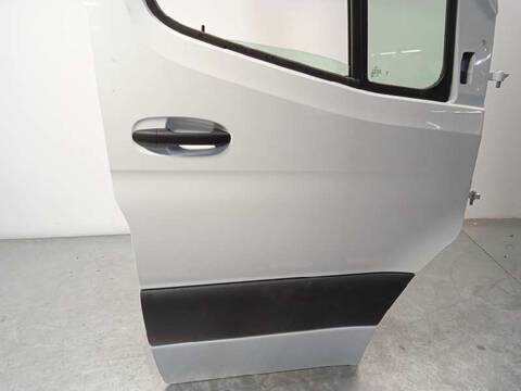 Foto 2ª: Puerta Delantera Derecha Mercedes Sprinter 419 CDI RWD 907.643 907.645 907.647) 190CV 140KW FURGONETA [654920] (2024)