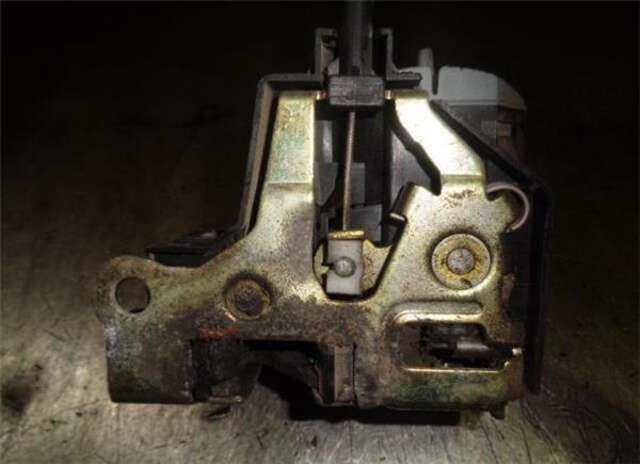 Foto 3ª: Cerradura Puerta Trasera Derecha Renault Scenic 1.9 DTI (JA0N) I (JA...)(1999-_) [F9Q 736]