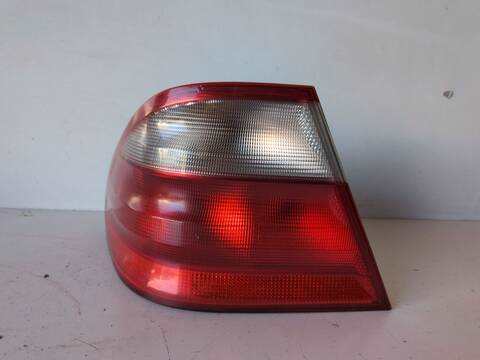 Piloto Trasero Izquierdo Mercedes Clase CLK 240 2.6 G 170CV 125KW BM 208) CABRIO 112940