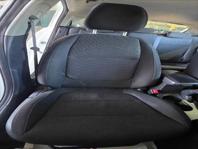 Foto 3ª: Asientos Traseros Kia Rio G3LC (2020)