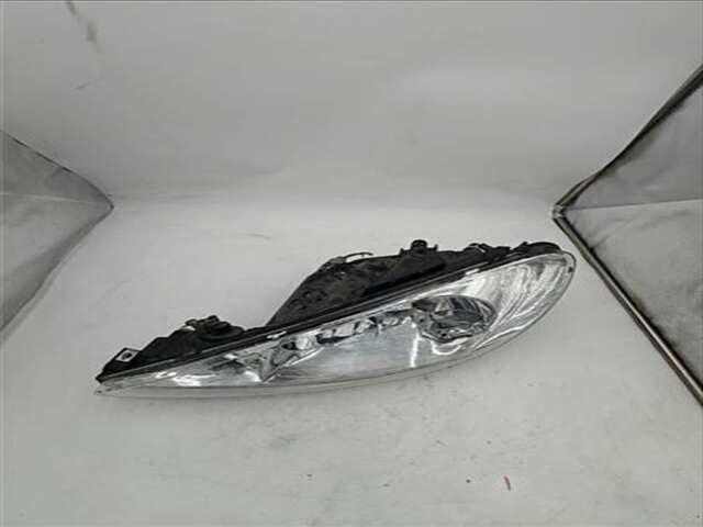 Foto 3ª: Faro Izquierdo Peugeot 206 2.0 GTI [2.0 LTR. - 100 KW 16V CAT (RFN - EW10J4)] [RFN / EW10J4]
