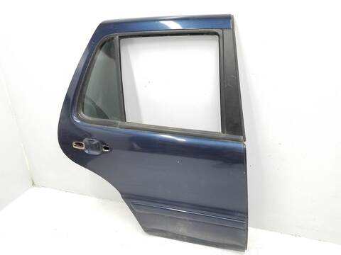 Foto 3ª: Puerta Trasera Derecha Mercedes Clase ML 230 2.3 G 16V 150CV CLASE M) AUT. [111977] (1997)