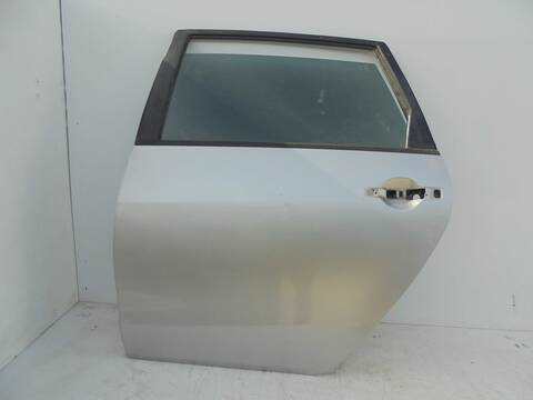Puerta Trasera Izquierda Mitsubishi Grandis 2.0 DI-D CAT 136CV 100KW
