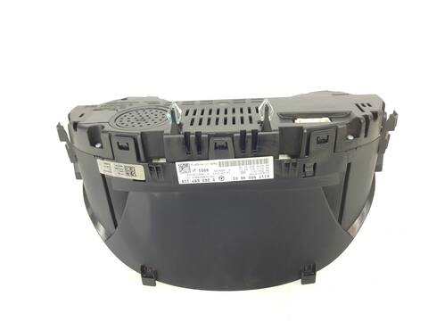 Foto 3ª: Cuadro de Instrumentos Mercedes Clase C 160 CLA 200 CDI 117.308) (2014)