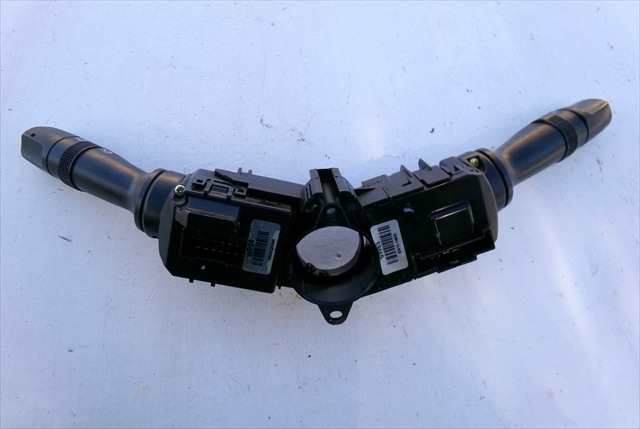 Foto 2ª: Mando Multifuncion Hyundai ix35 2.0 CRDI 2009-2015 [D4HA] (2010)