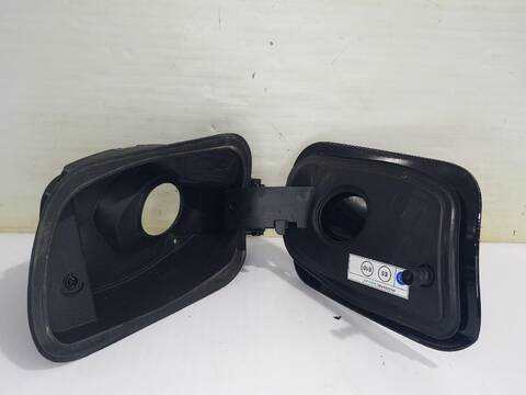 Foto 3ª: Tapa Exterior Combustible Jeep Avenger ALTITUDE (2022)