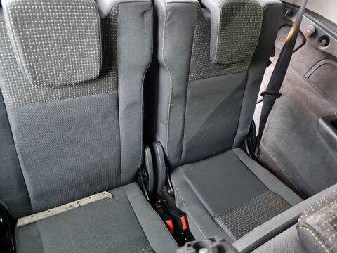 Asientos Tercera Fila Renault Scenic GRAND DYNAMIQUE 131CV 96KW