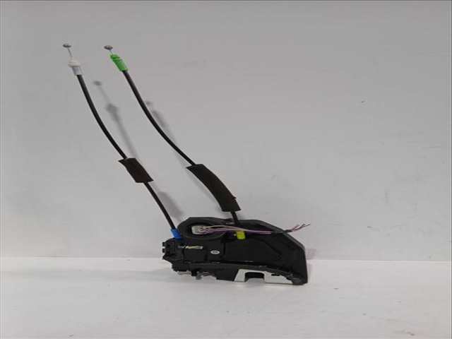Foto 3ª: Cerradura Puerta Trasera Derecha Toyota Corolla 1.8 VVTI HYBRID ZWE219) HATCHBACK 140CV 103KW [2ZR-FXE] (2020)
