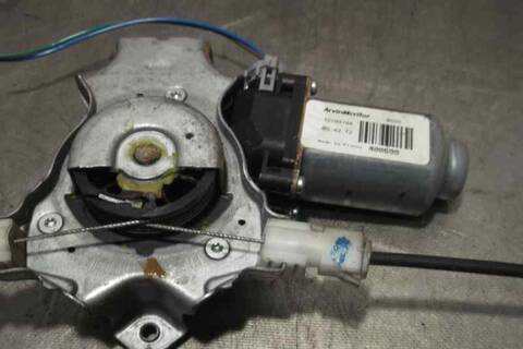 Foto 4ª: Elevalunas Eléctrico Delantero Izquierdo Nissan Almera ACENTA 116CV 85KW [QG18] (2004)