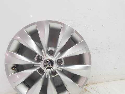 Foto 3ª: LLanta Aleacion Skoda Karoq AMBITION 4X4 (2017)