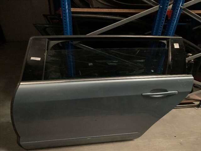 Puerta Trasera Izquierda Peugeot 5008 2.000 HDI 150CV/110KW