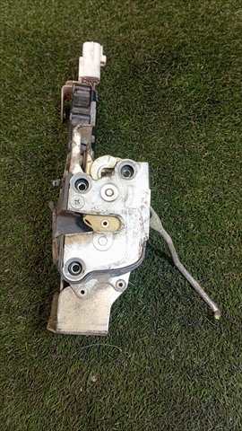 Cerradura Puerta Trasera Izquierda Toyota 4 Runner 3.0 T DIESEL