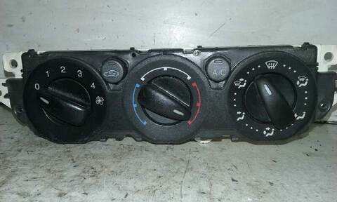 Foto 1ª: Mando Calefacción A. A. Ford C Max 1.6 TDCI CAT 109CV 80KW FOCUS CAP) [G8DA] (2005)