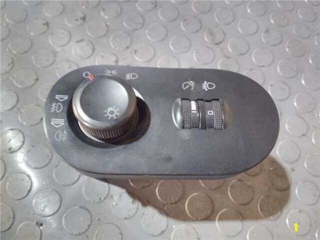 Foto 1ª: Mando Multifuncion Seat Ibiza 1.4 ERENCE [1.4 LTR. - 51 KW TDI CAT (BNM)]