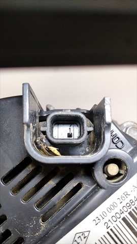 Foto 4ª: Alternador Renault Scenic 1.9 DCI [F9Q] (2008)