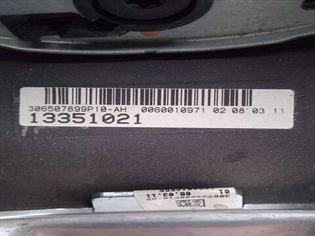 Foto 3ª: Volante Opel Astra 1.3 16V CDTI 95CV 70KW [A13DTE] (2011)