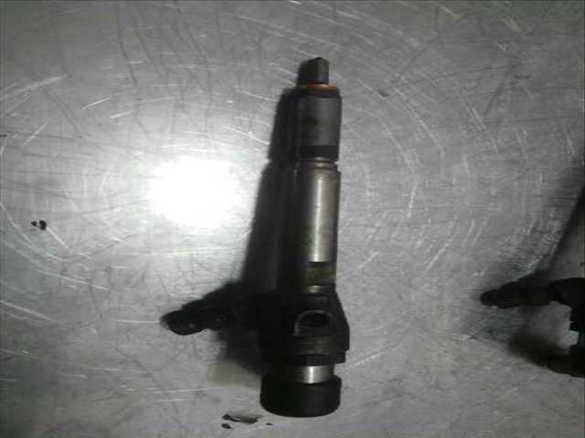 Foto 4ª: Inyectores Renault Megane CONFORT AUTHENTIQUE BERLINA 106CV 78KW II CLASSIC BERLINA [K9K732] (2006)