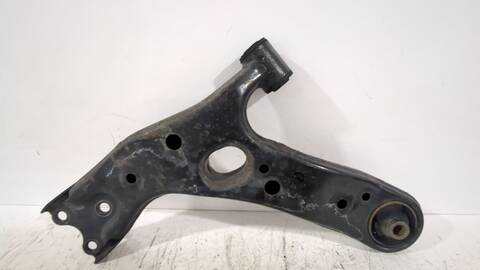 Brazo Suspension Delantero Derecho Toyota Auris 1.6 ZRE151_) 124CV 91KW