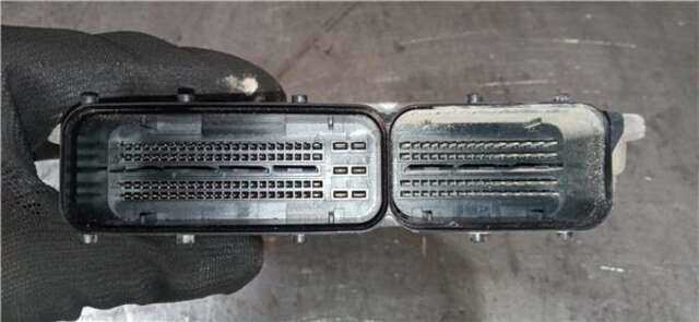 Foto 3ª: Centralita Motor ECU Volkswagen Touareg 2.5 TDI R5 [2.5 LTR. - 128 KW TDI] [BAC]