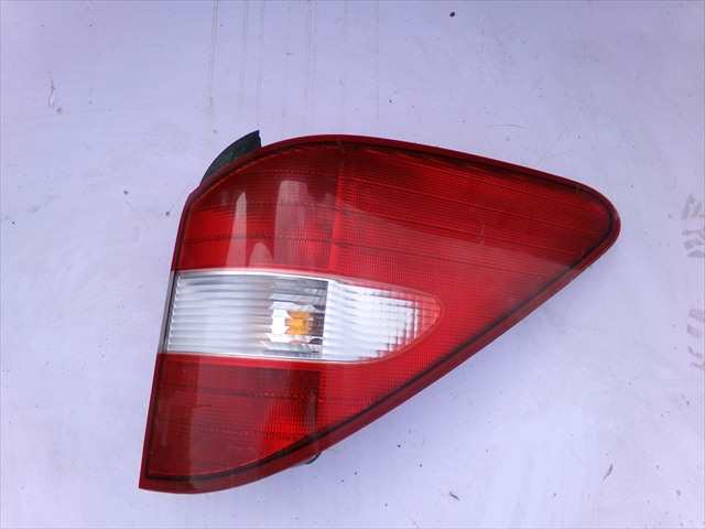 Foto 1ª: Piloto Trasero Derecho Ssangyong Rodius 2.7 D 2005-2013 [D27DT] (2007)