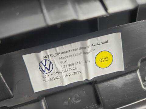 Foto 4ª: Tapizados Cartoneras Volkswagen Tiguan 2.0 TSI 4MOTION 204CV 150KW [DNNE] (2025)