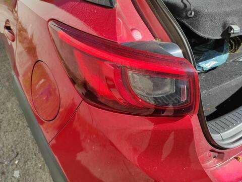 Piloto Trasero Izquierdo Mazda CX3 G DK) S5