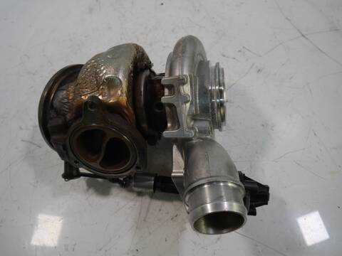 Turbocompresor Aston Martin DB 725 CV 533KW