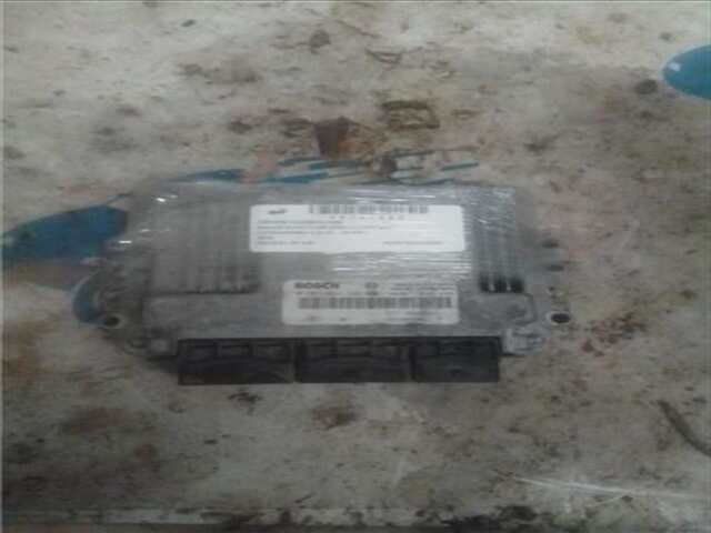 Centralita Motor ECU Renault Scenic 1.9 DYNAMIQUE [1.9 LTR. - 96 KW DCI DIESEL FAP]