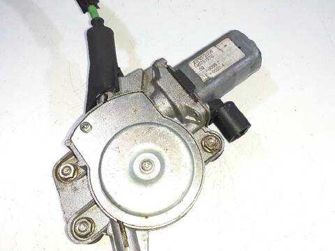 Foto 2ª: Elevalunas Eléctrico Delantero Derecho Alfa Romeo 147 1.6 TS 105 PROGRESSION 105CV 77KW [AR37203] (2006)
