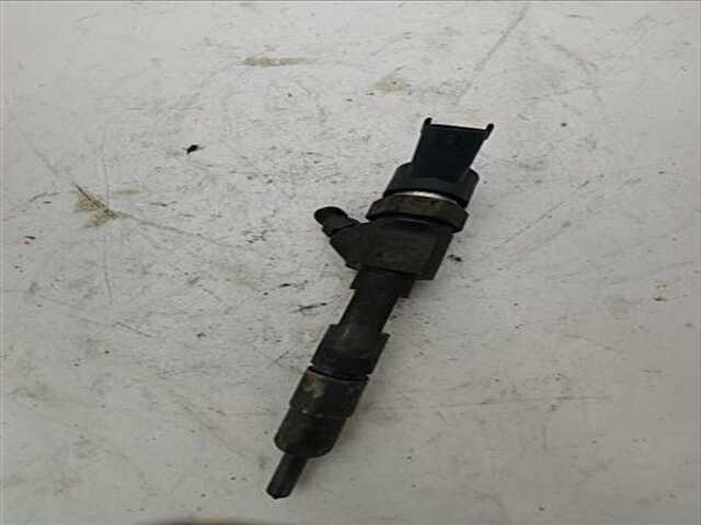 Foto 2ª: Inyectores Chrysler PT Cruiser 2.0 CLASSIC [2.0 LTR. - 104 KW 16V CAT]