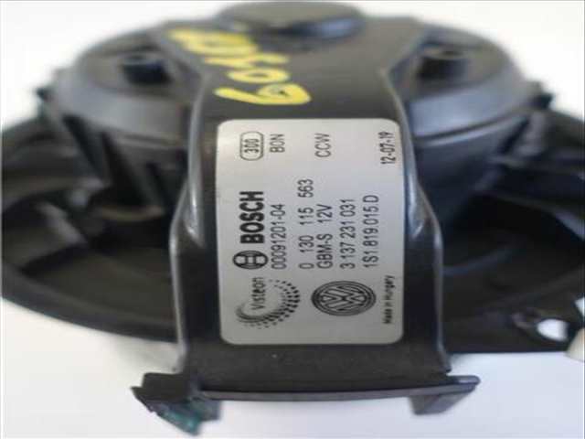 Foto 3ª: Calefacción Volkswagen UP 1.0 BLACK UP 60CV 44KW [CHYA] (2012)