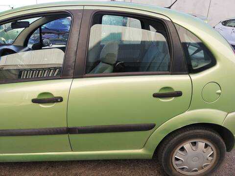 Foto 1ª: Puerta Trasera Izquierda Citroen C3 KFV (2005)