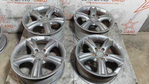 Juego LLantas Mercedes Clase C 160 200 COMPRESSOR 209.342) COUPE 163CV 120KW