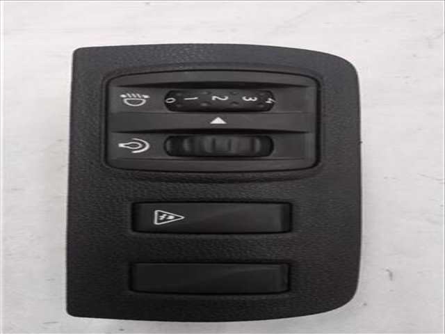 Mando Multifuncion Renault Megane 1.5 AUTHENTIQUE [1 5 LTR. - 63 KW DCI DIESEL CAT] BERLINA 86CV III BERLINA 5P 2008 )