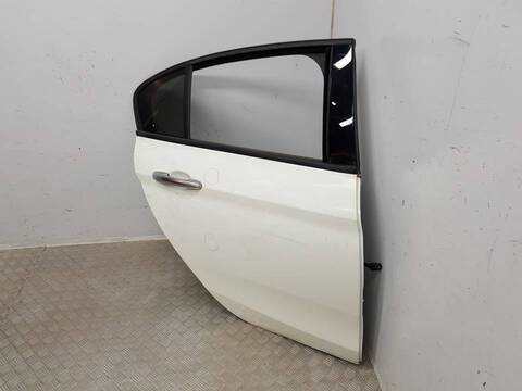 Foto 3ª: Puerta Trasera Derecha Fiat Tipo TIPO 2022-)
